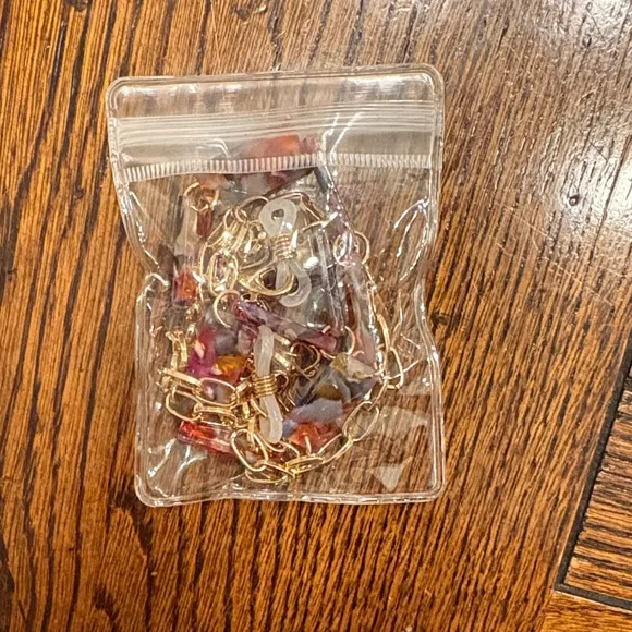 Colorful Beaded Glasses Chains - Picture 5 of 8